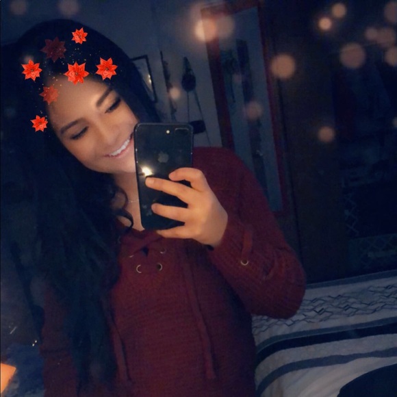 Meet your Posher, Denise - Picture 1 of 1